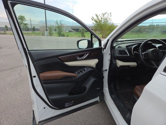 Used 2022 Crystal White Pearl Subaru Touring image 10