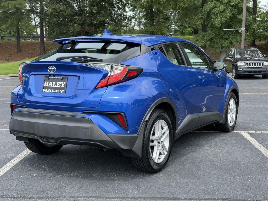 Used 2020 Blue Toyota LE image 19