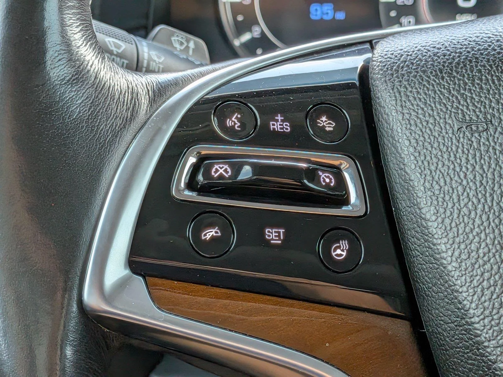 Used 2018 Gray Cadillac Luxury image 31