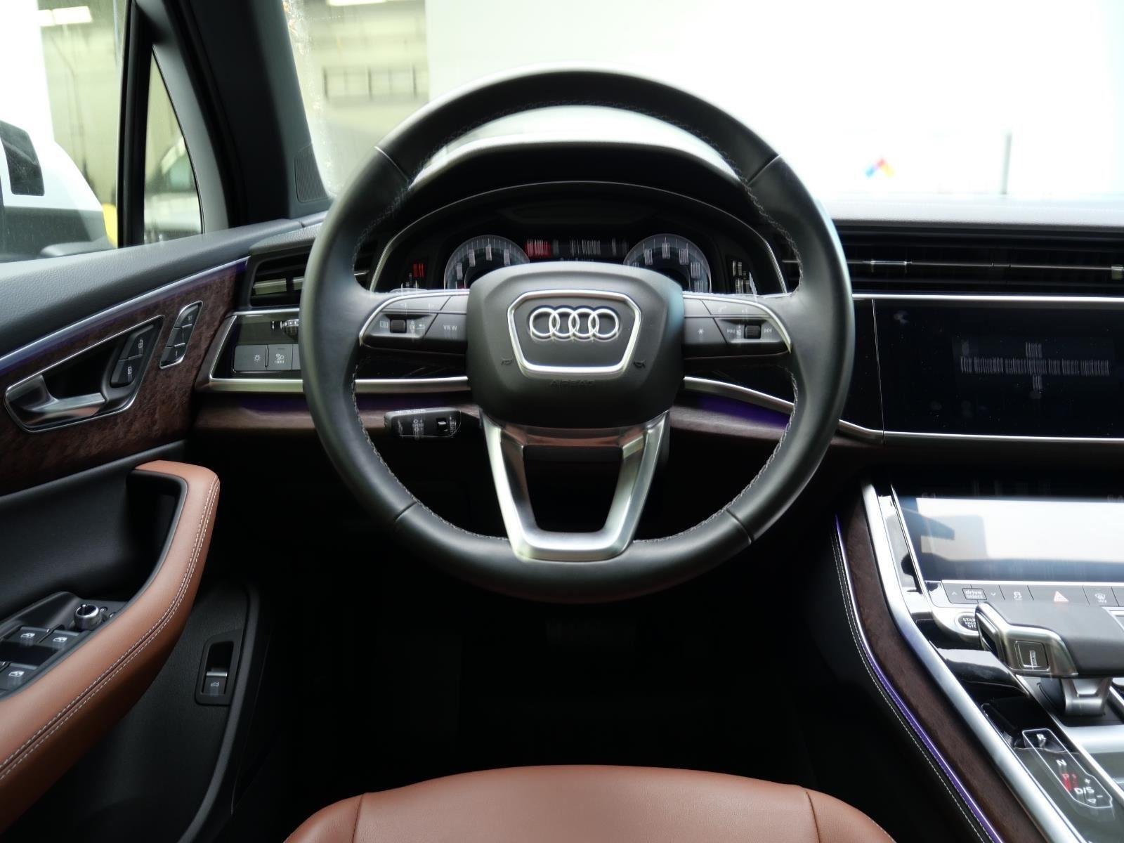 Used 2025 Glacier White Metallic Audi Premium Plus image 30