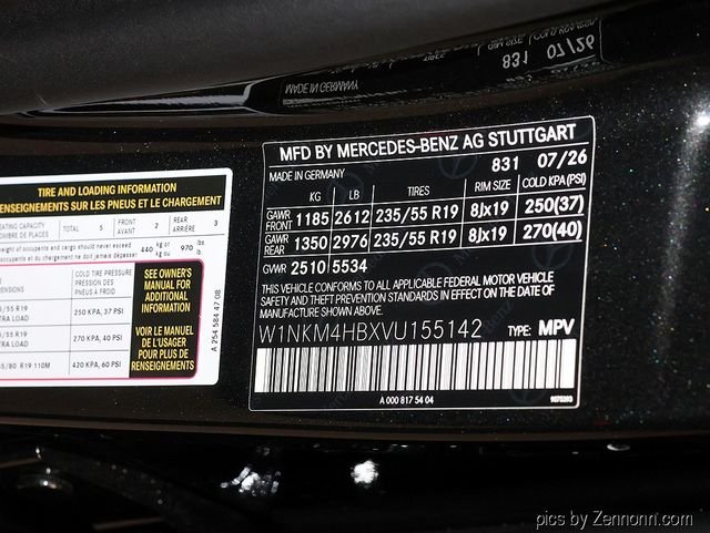 New 2027 Graphite Grey Metallic Mercedes-Benz GLC 300 image 26