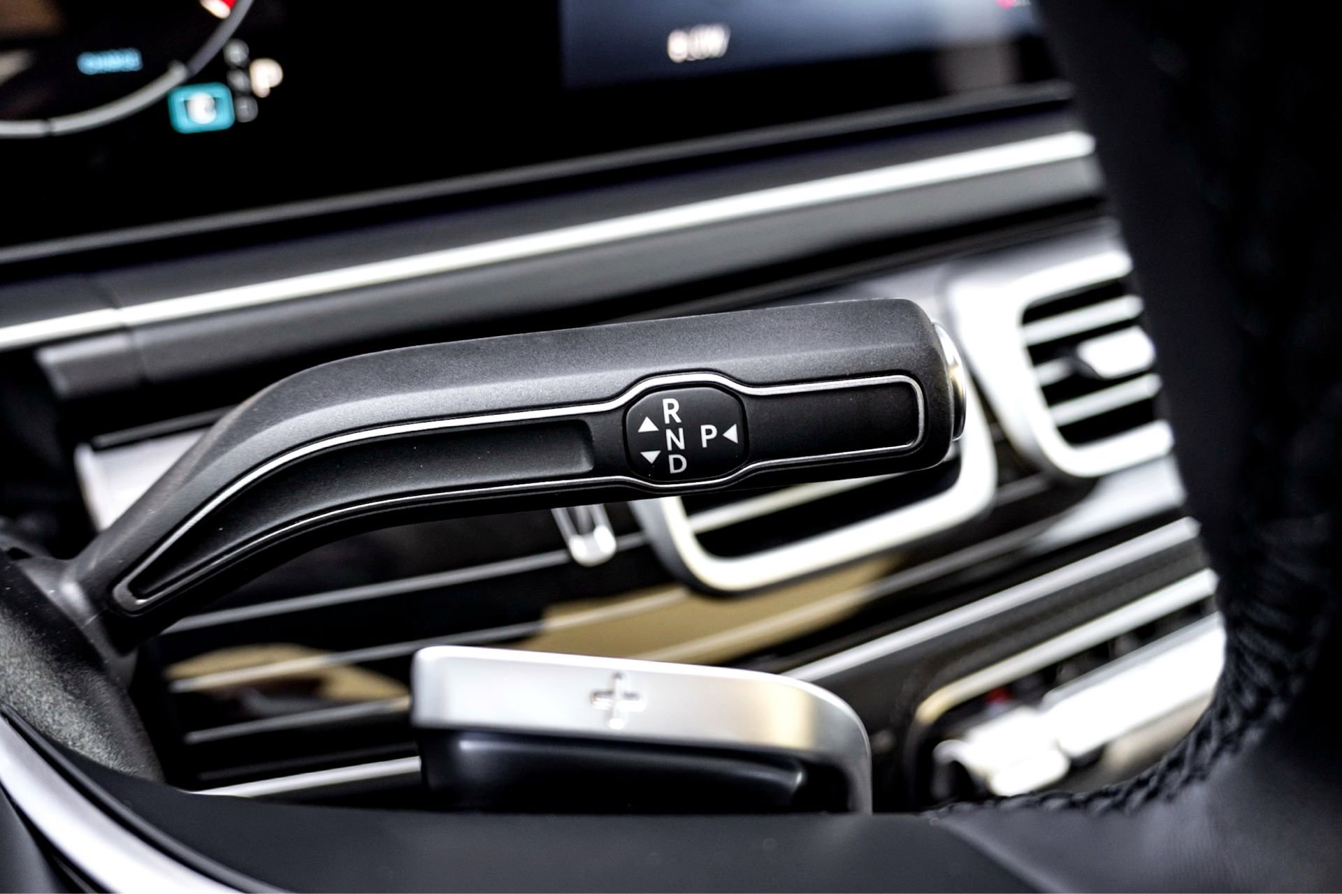 New 2026 MANUFAKTUR Alpine Grey Mercedes-Benz GLE 450 image 16