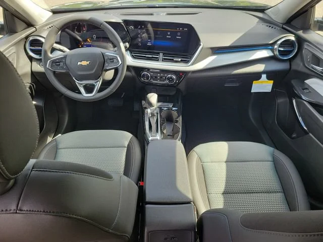 2026 Chevrolet Trax LT - Photo 17