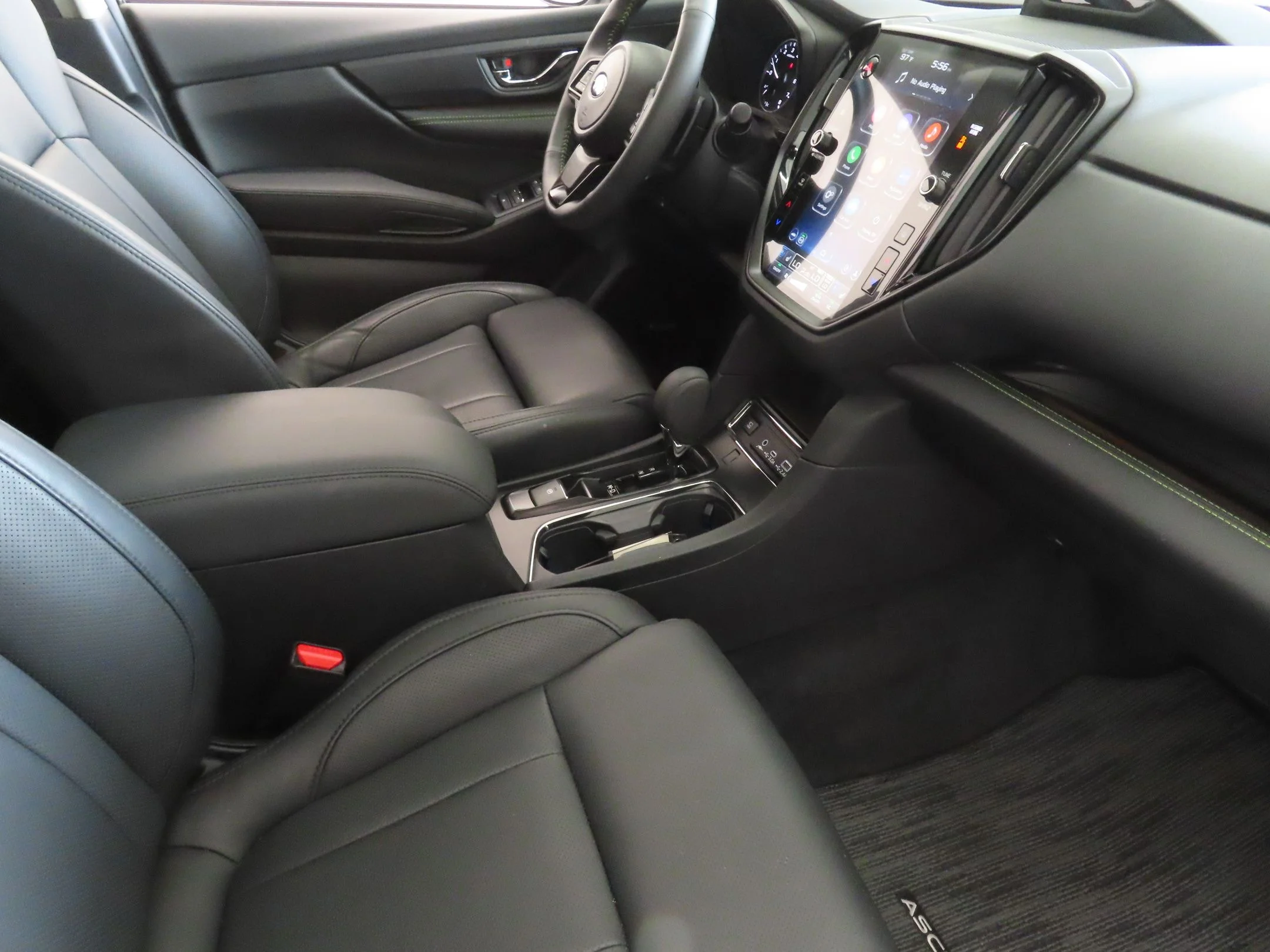 Certified Used 2025 White Subaru Onyx Edition Touring image 27