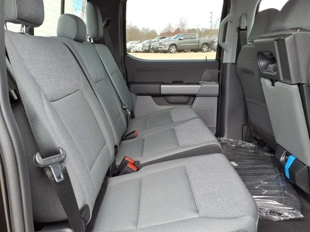 New 2026 Agate Black Metallic Ford XLT image 34