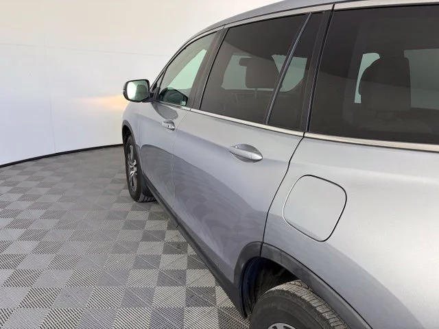 Used 2018 Silver Honda EX-L image 10