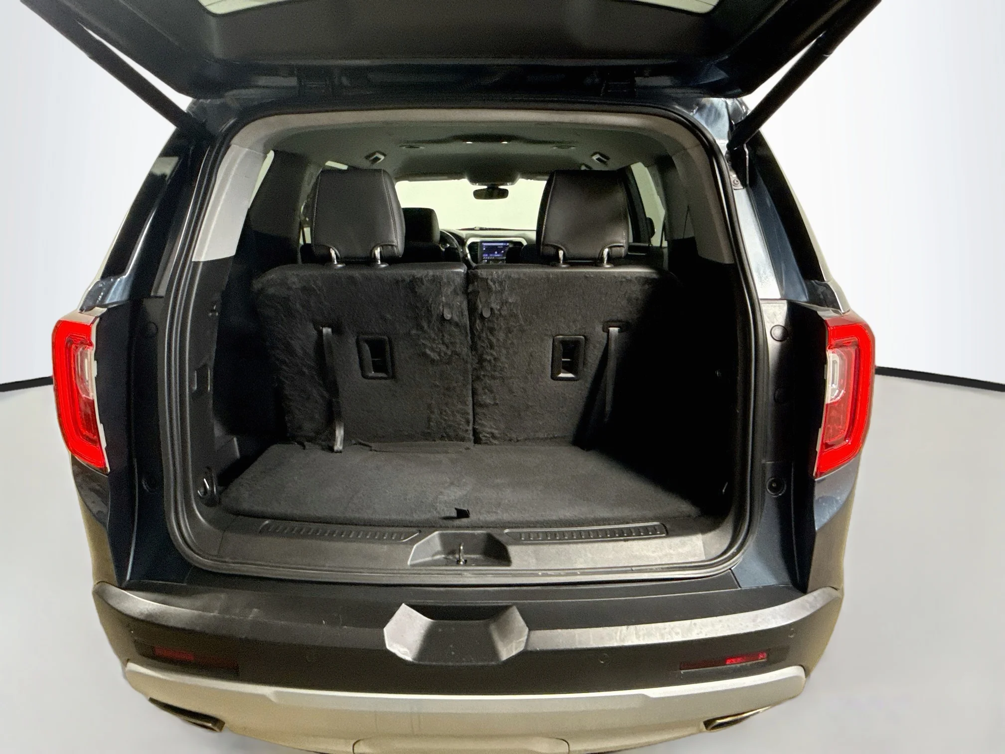 Used 2020 Dark Sky Metallic GMC SLT image 26