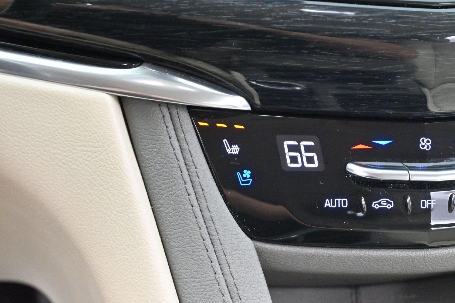 Used 2020 CRYSTAL WHITE TRICOAT Cadillac AWD Premium Luxury image 26