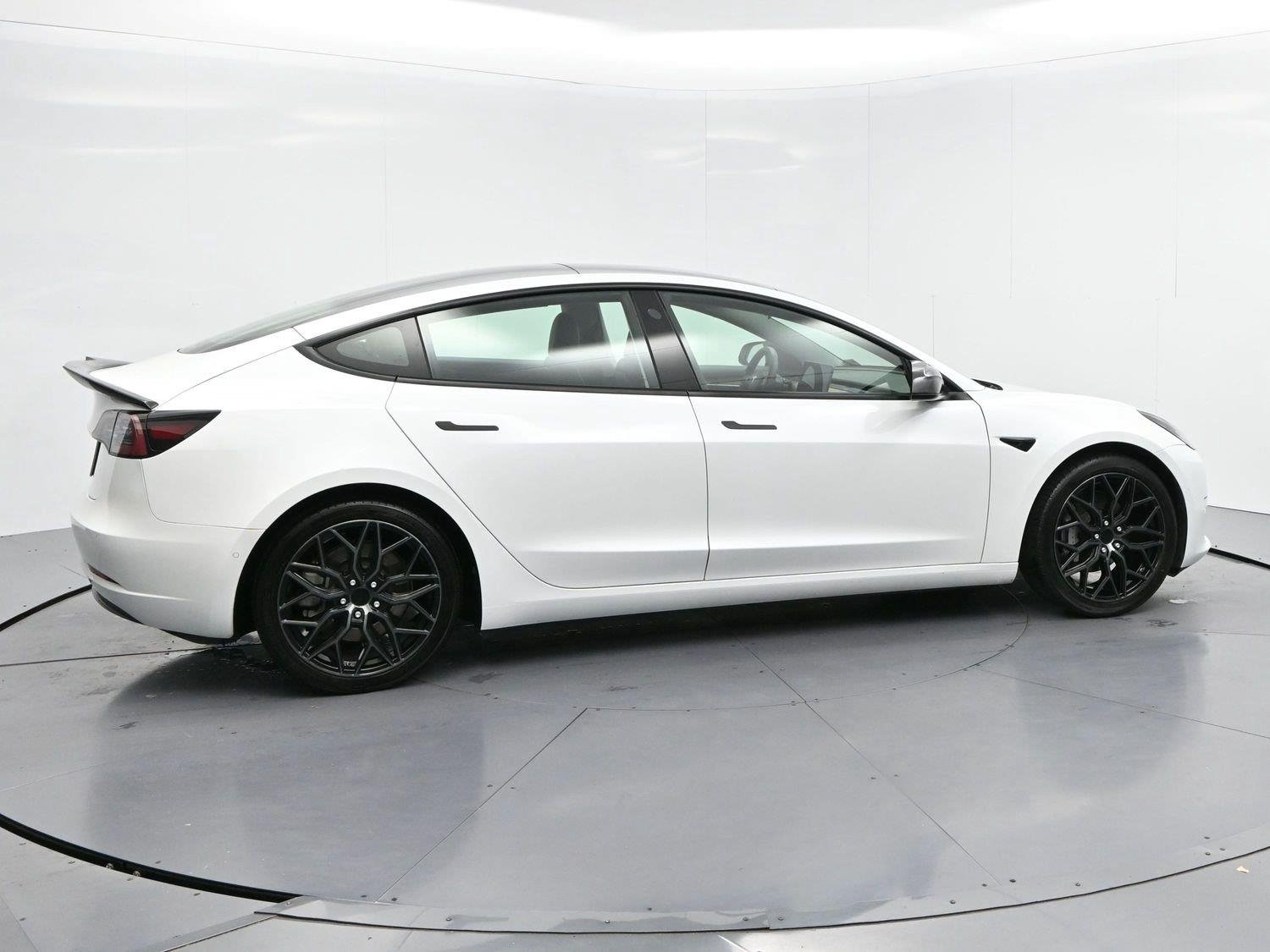 Used 2021 Pearl White Multi-coat Tesla Standard Range Plus image 8