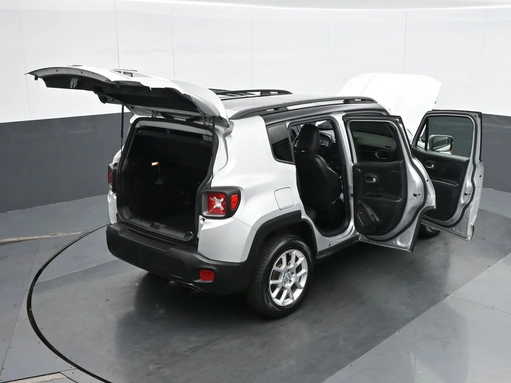Used 2021 Silver Jeep Limited image 38