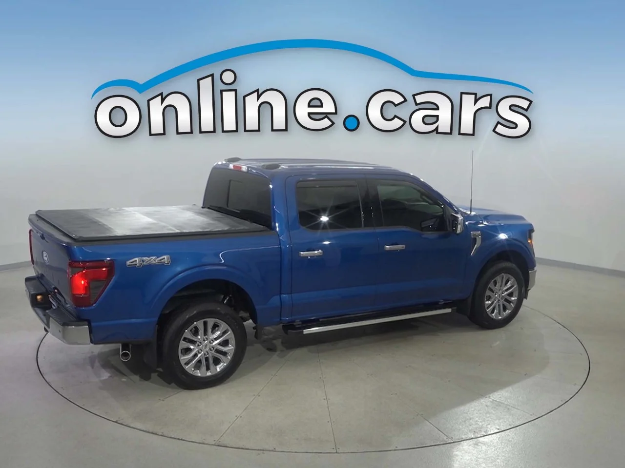 Used 2024 Blue Ford XLT image 4