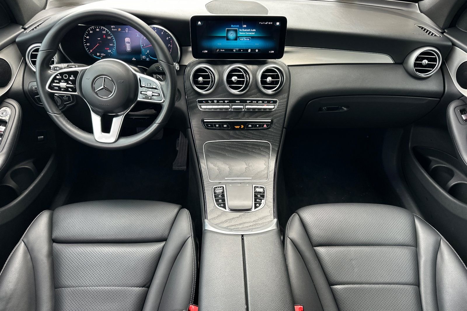 Used 2022 Black Mercedes-Benz GLC 300 image 12