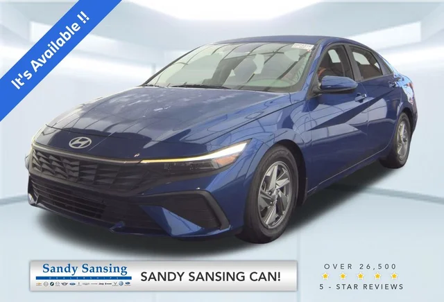 2025 Hyundai Elantra SE