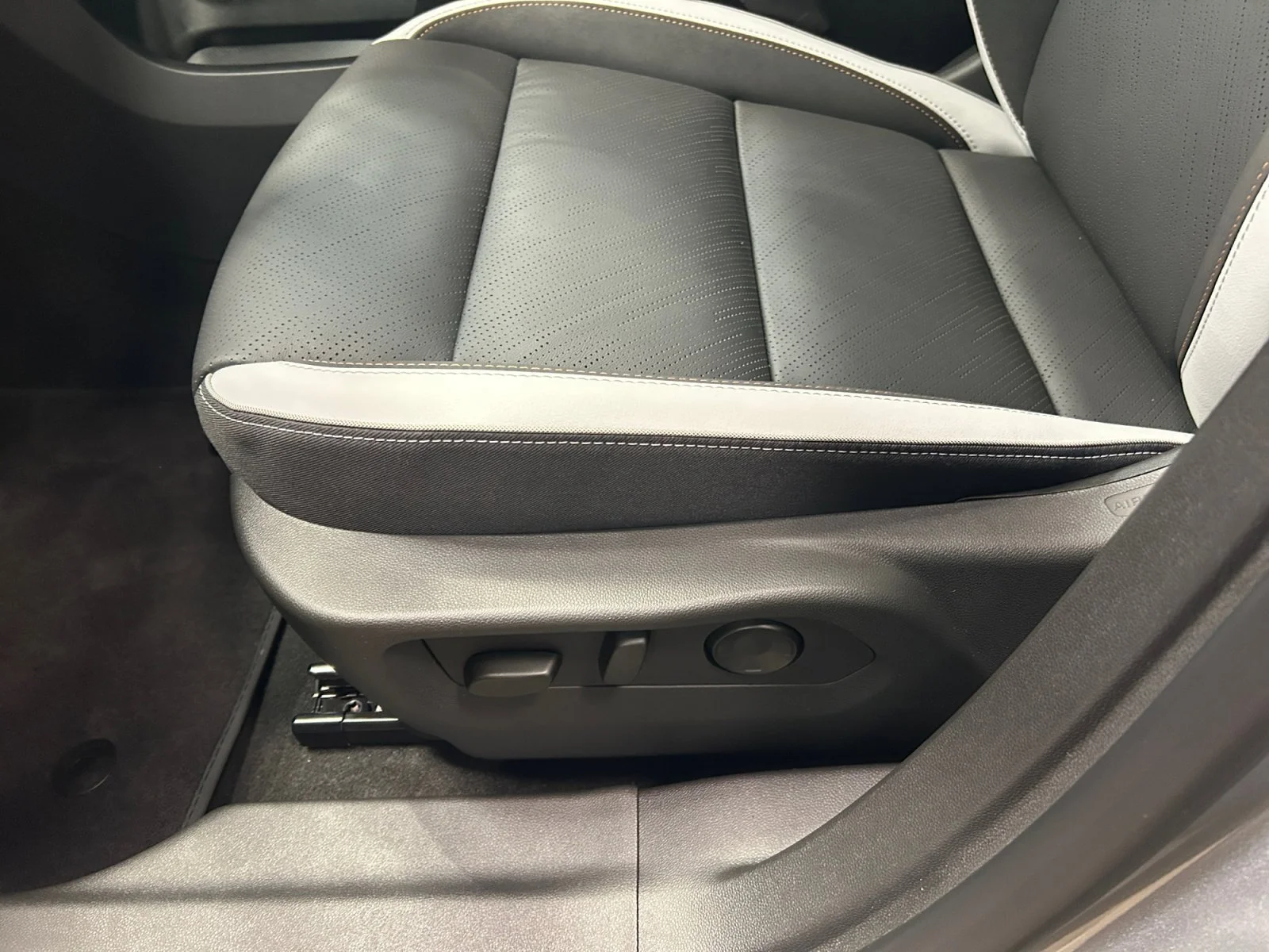 New 2026 Moonstone Grey Metallic Buick Sport Touring AWD image 15
