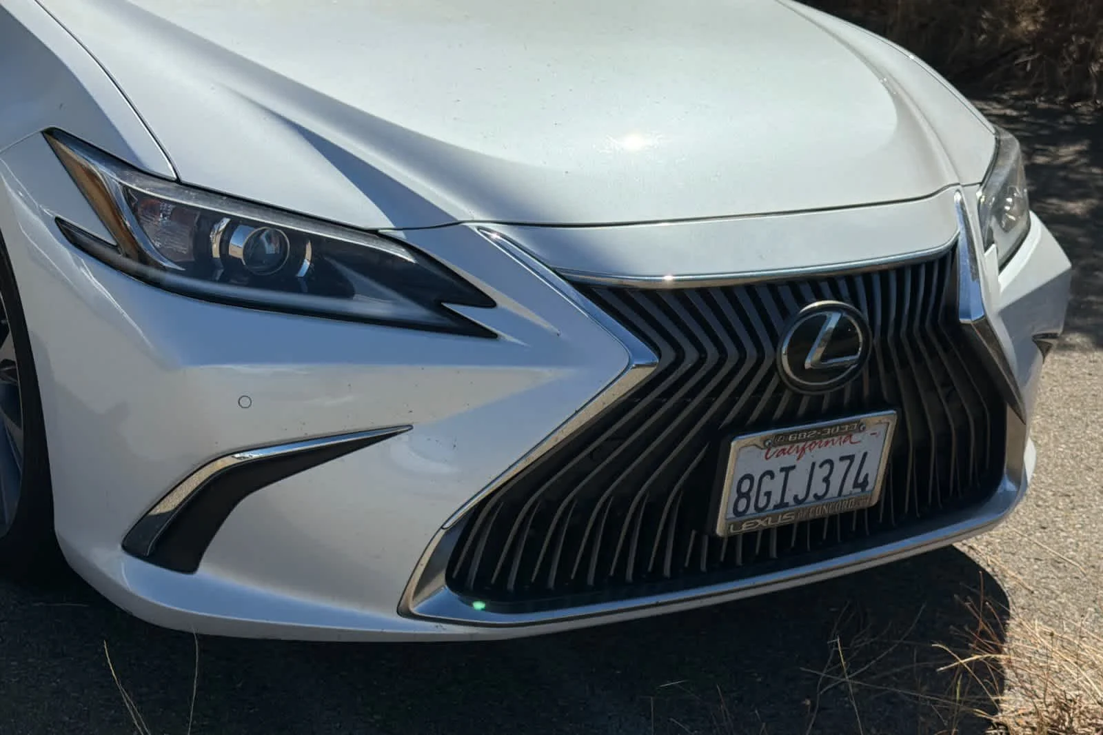Used 2019 Eminent White Pearl Lexus  image 9