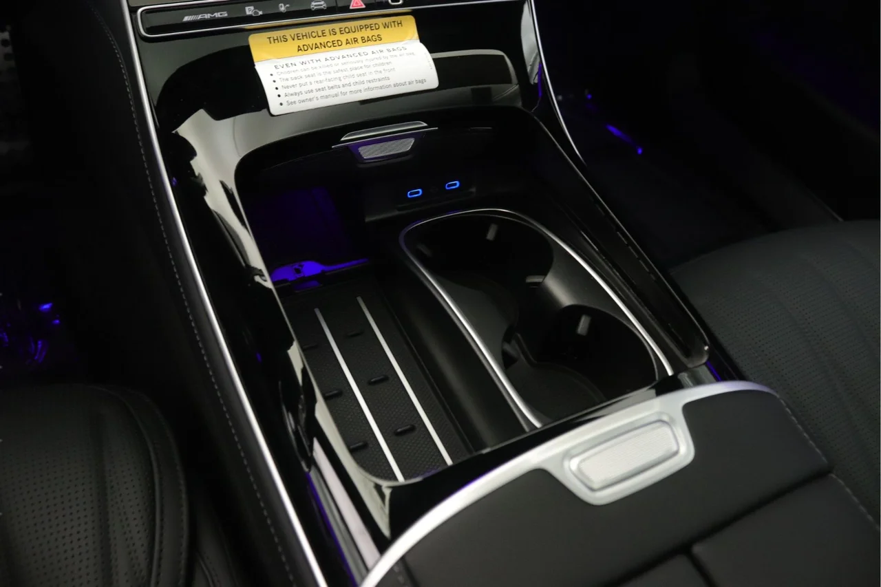 New 2026  Mercedes-Benz S 63 E AMG® 4MATIC® image 6