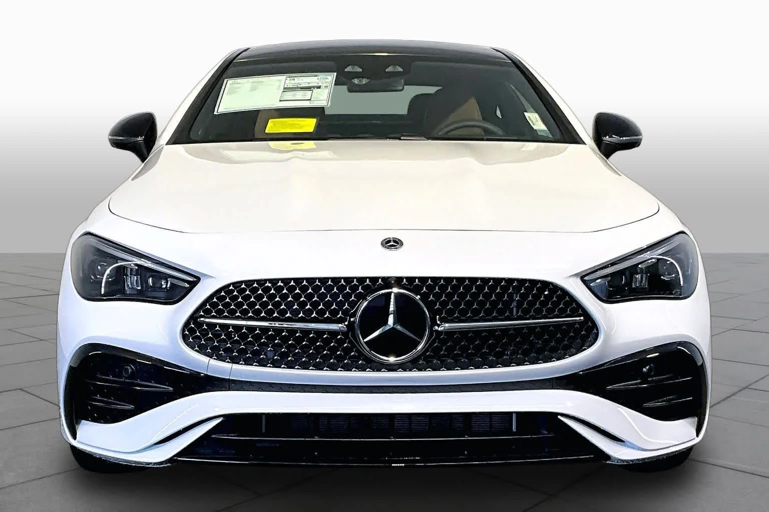 New 2026 MANUFAKTUR Moonlight White Metallic Mercedes-Benz CLE 450 image 2