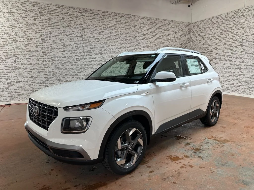 New 2026 Lunar White W/Black Roof Hyundai SEL image 3