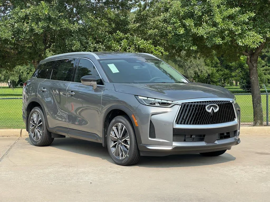New 2027 GRAPHITE SHADOW INFINITI Luxe FWD image 2