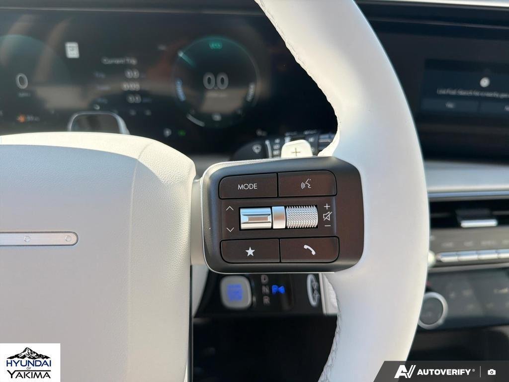 New 2026 Creamy White Pearl Hyundai SEL 8P image 16