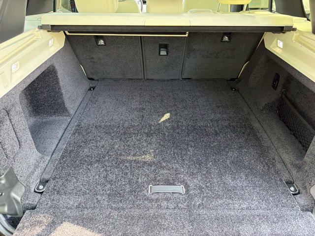 Certified Used 2025 Blue Land Rover SE image 39
