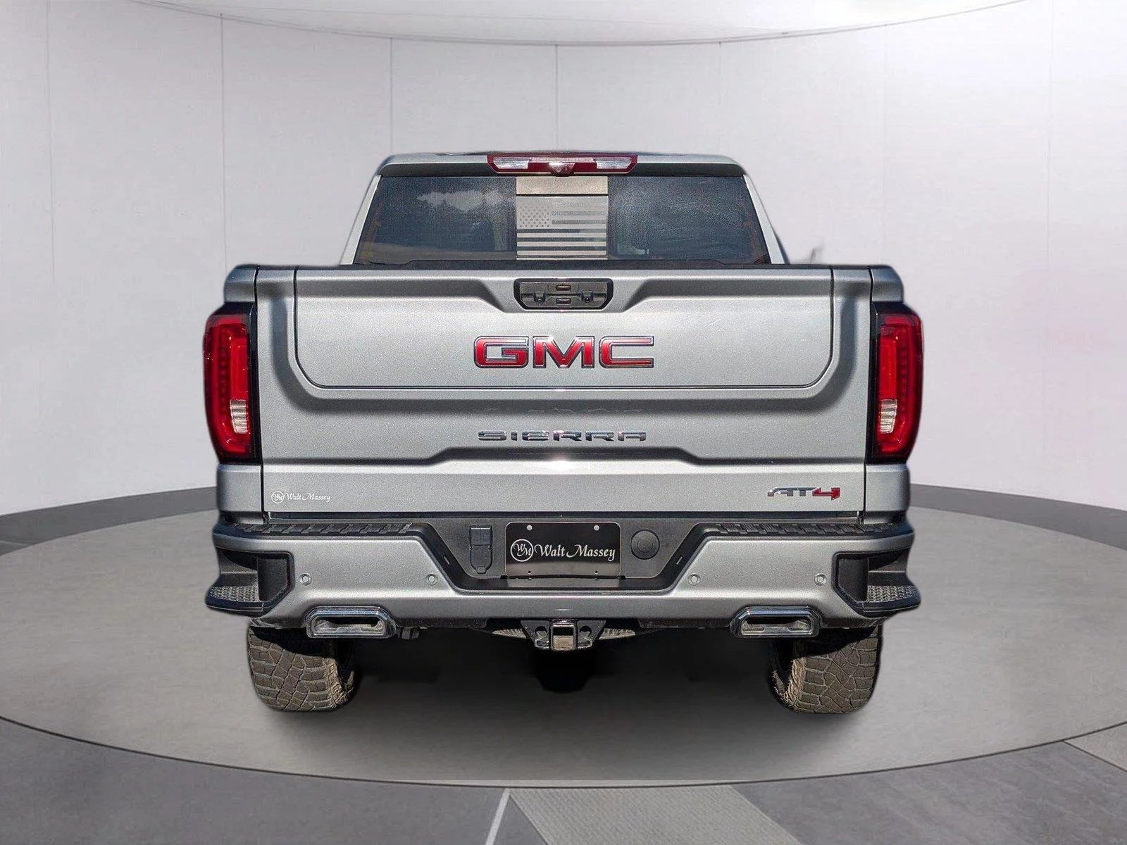 Used 2025 Sterling Metallic GMC AT4 image 6