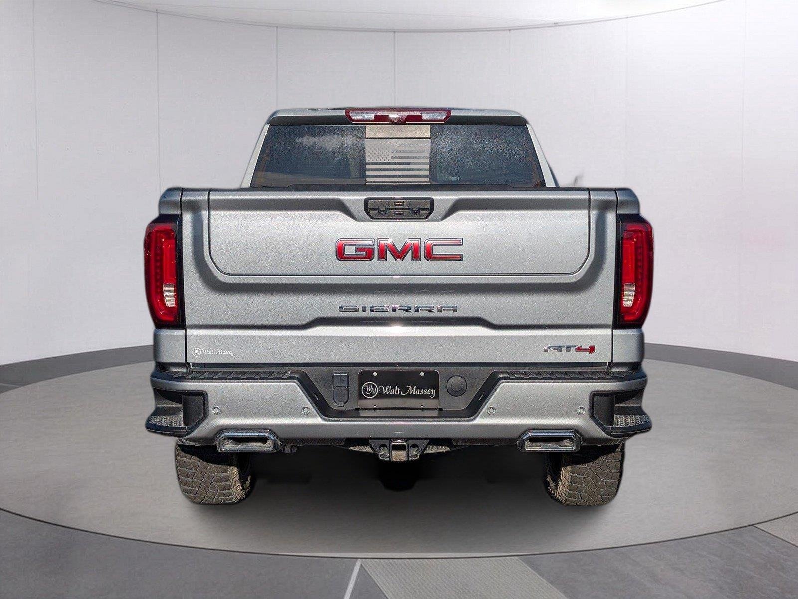 Used 2025 Sterling Metallic GMC AT4 image 6
