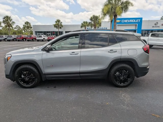 Used 2023 Sterling Metallic GMC AT4 image 6