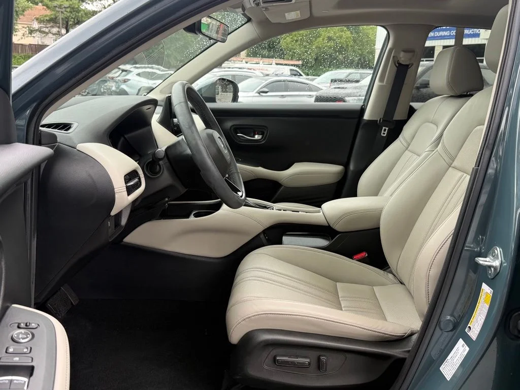 Used 2024  Honda EX-L image 23
