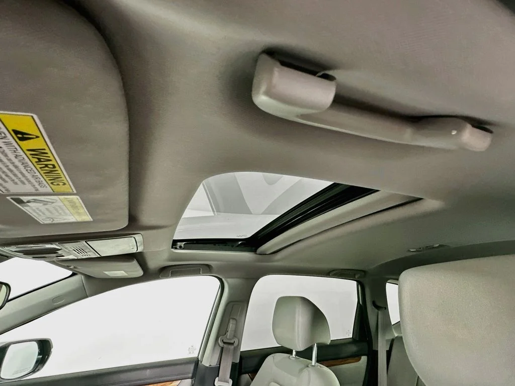 Used 2017 Silver Honda EX image 22