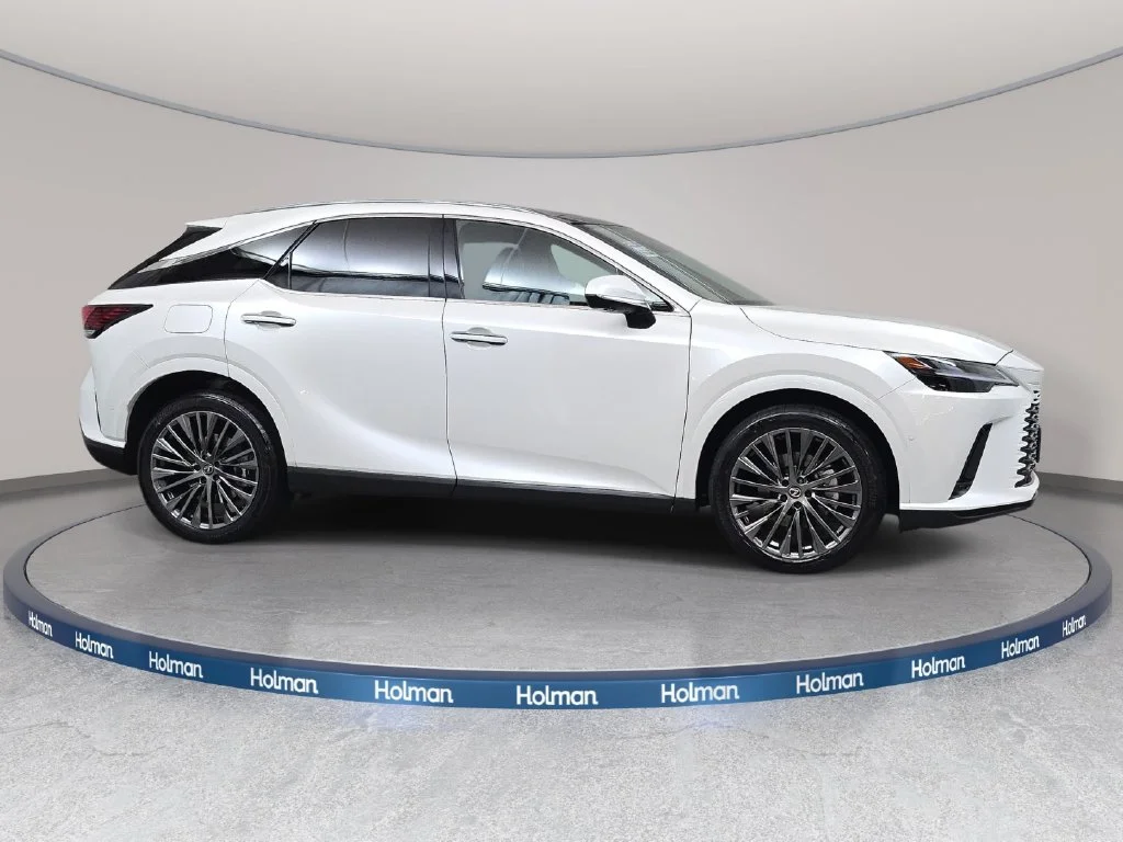 Certified Used 2025 EMINENT WHITE PEARL Lexus 450h+ Luxury image 3