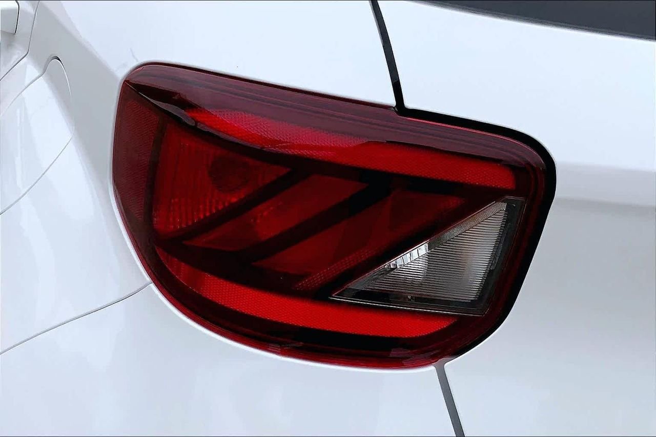 New 2026 Lunar White w/Black Roof Hyundai SEL w/Two-Tone Roof image 14