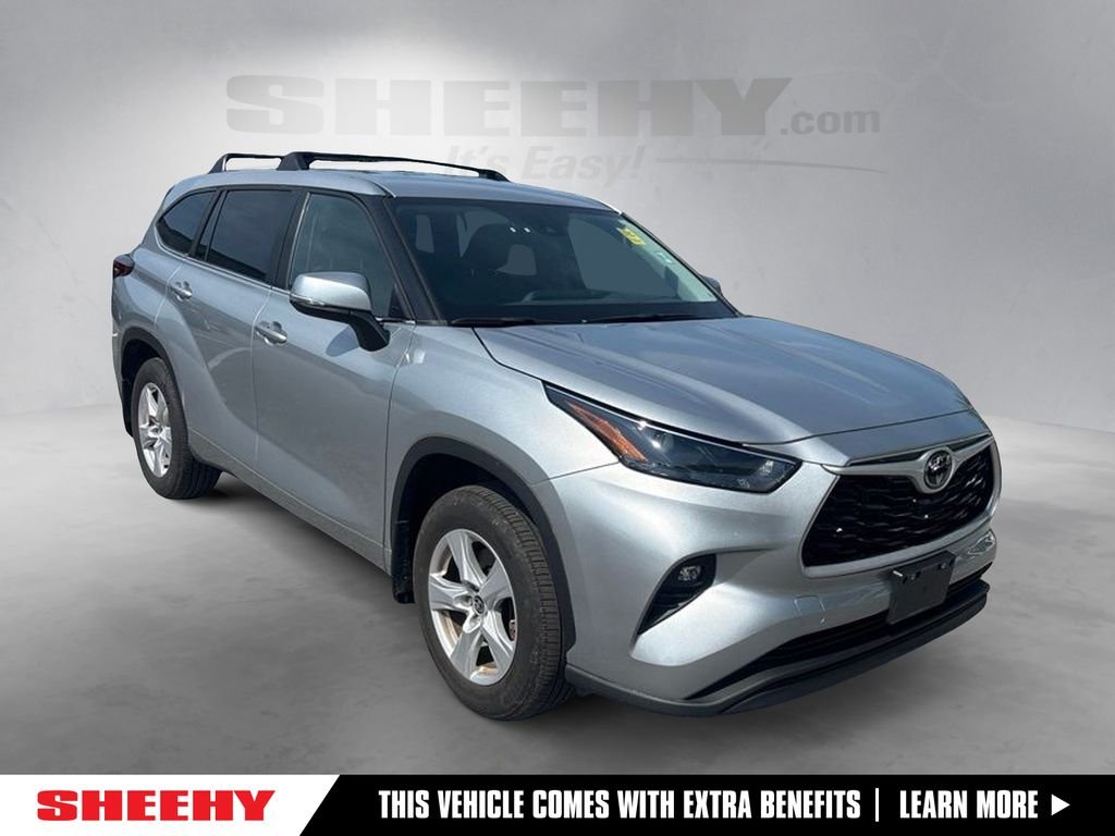 Used 2023 Silver Toyota LE image 1