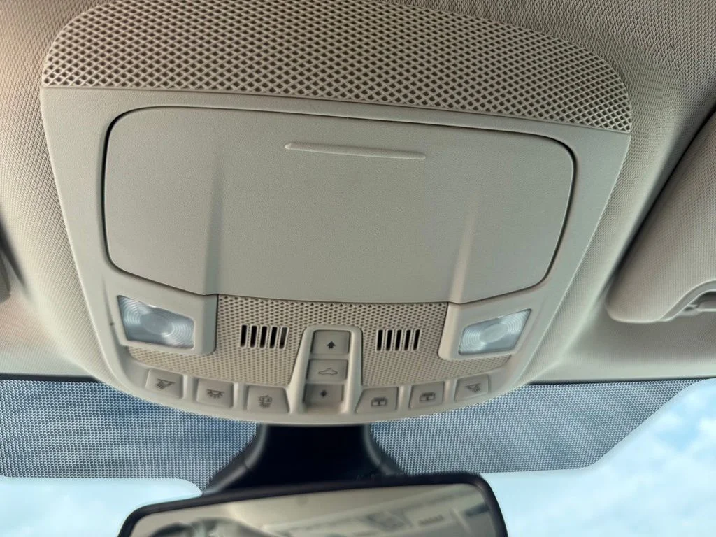 Used 2024 Gray Ford SEL image 22
