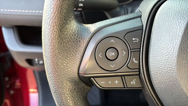 Used 2025 Pearl Toyota LE image 16