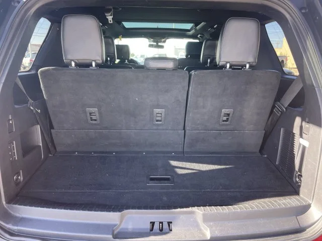 Used 2018 Red Ford XLT image 25