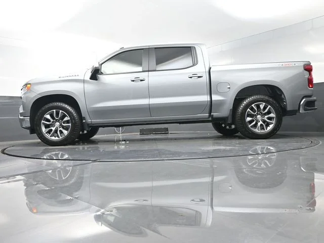 Used 2024 Gray Chevrolet LT image 40