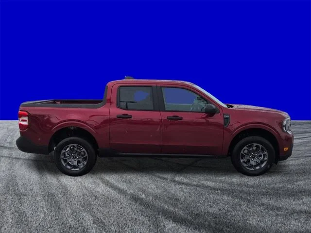 New 2026 Ruby Red Metallic Tinted Clearcoat Ford XLT image 3