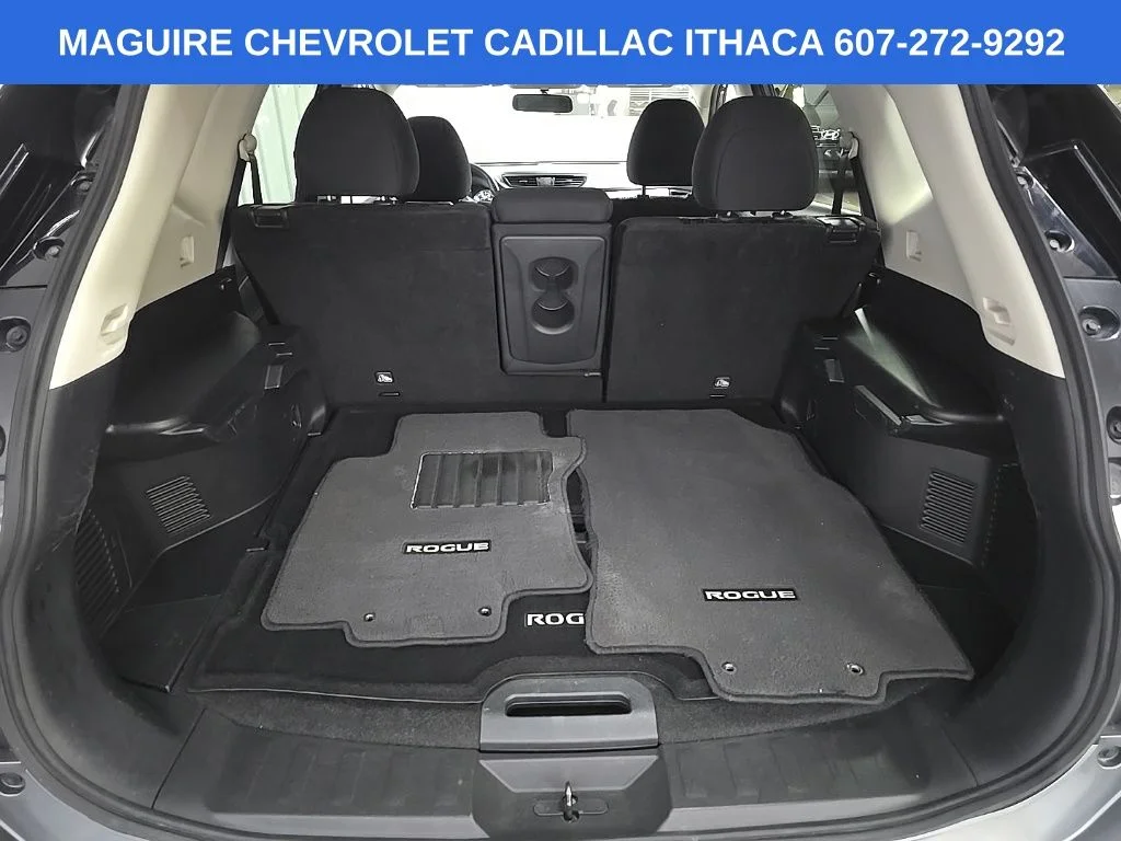 Used 2018 Gray Nissan SV image 11