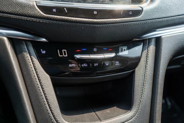 Used 2021 White Cadillac Luxury image 32