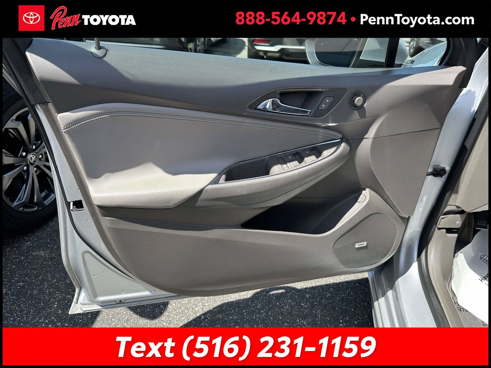 Used 2016 Silver Ice Metallic Chevrolet Premier image 11