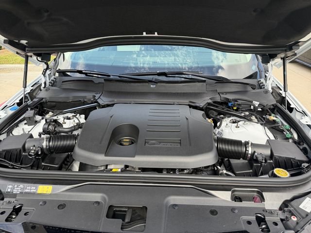 New 2026 Fuji White Land Rover Gemini Edition image 19