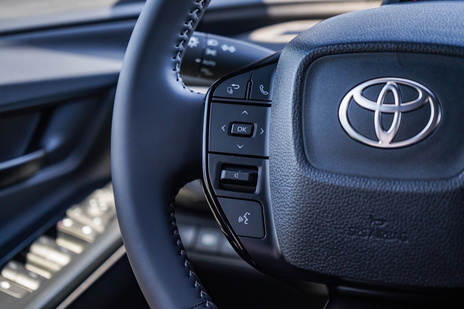 2026 Toyota bZ XLE - Photo 23