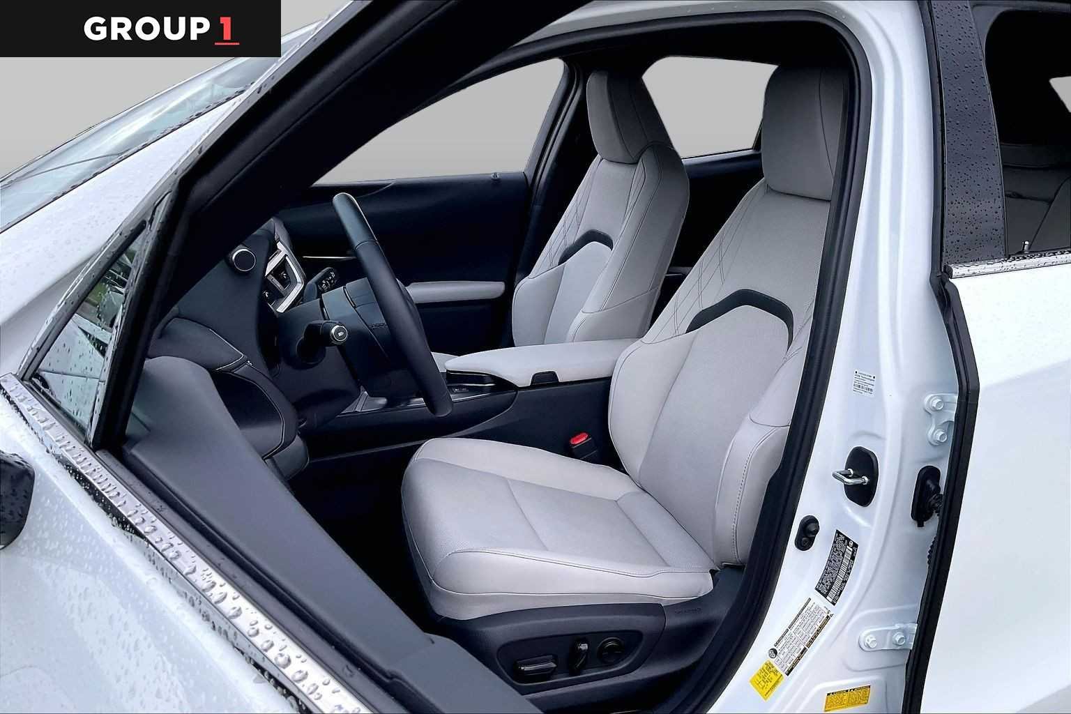 Certified Used 2026 Ultra White Lexus Premium image 6
