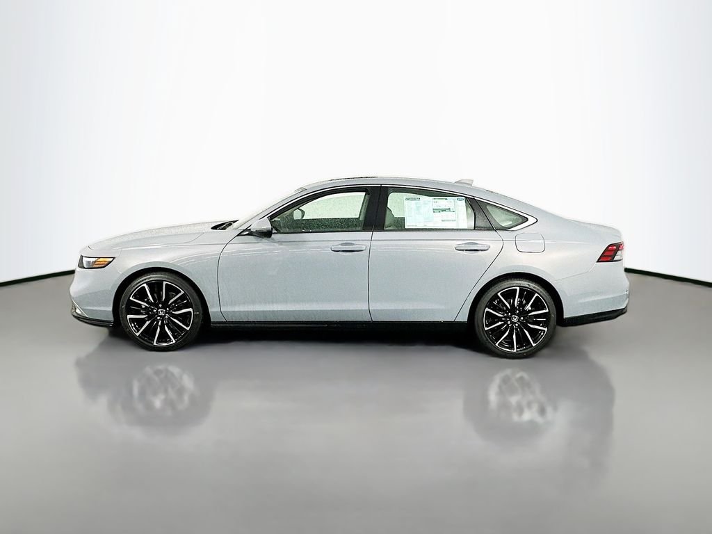 New 2026 Urban Gray Pearl Honda Touring image 4