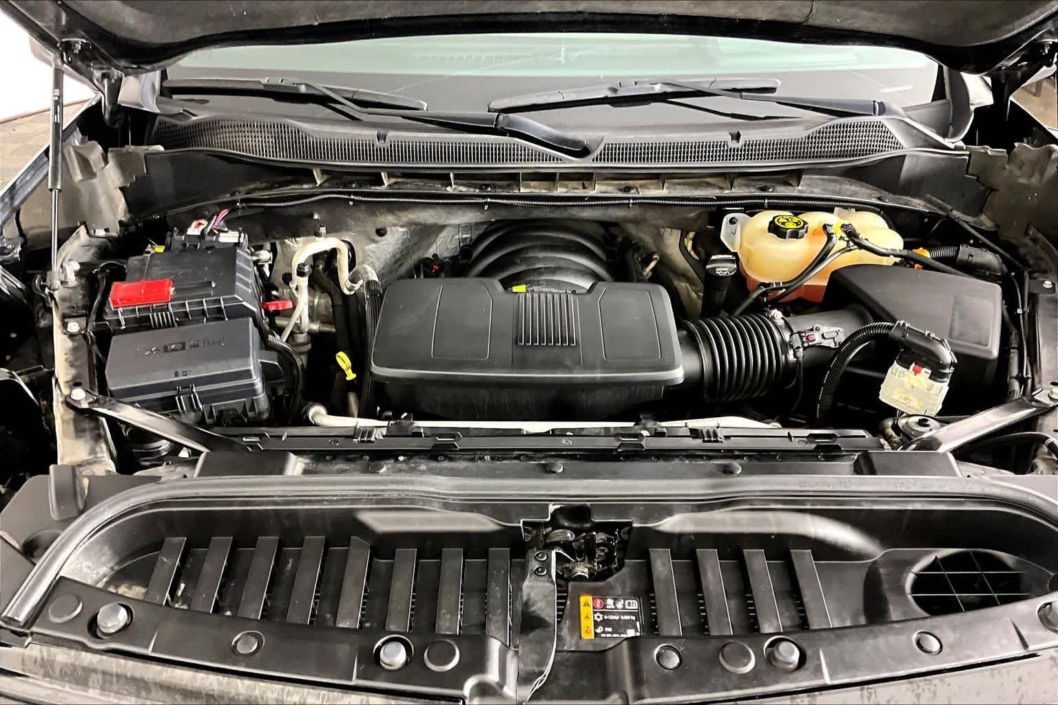 Used 2022 Black Chevrolet ZR2 image 31