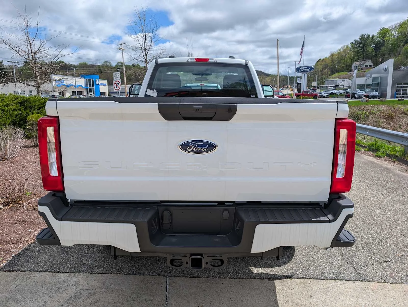 New 2026 Oxford White Ford F-250® XL image 8