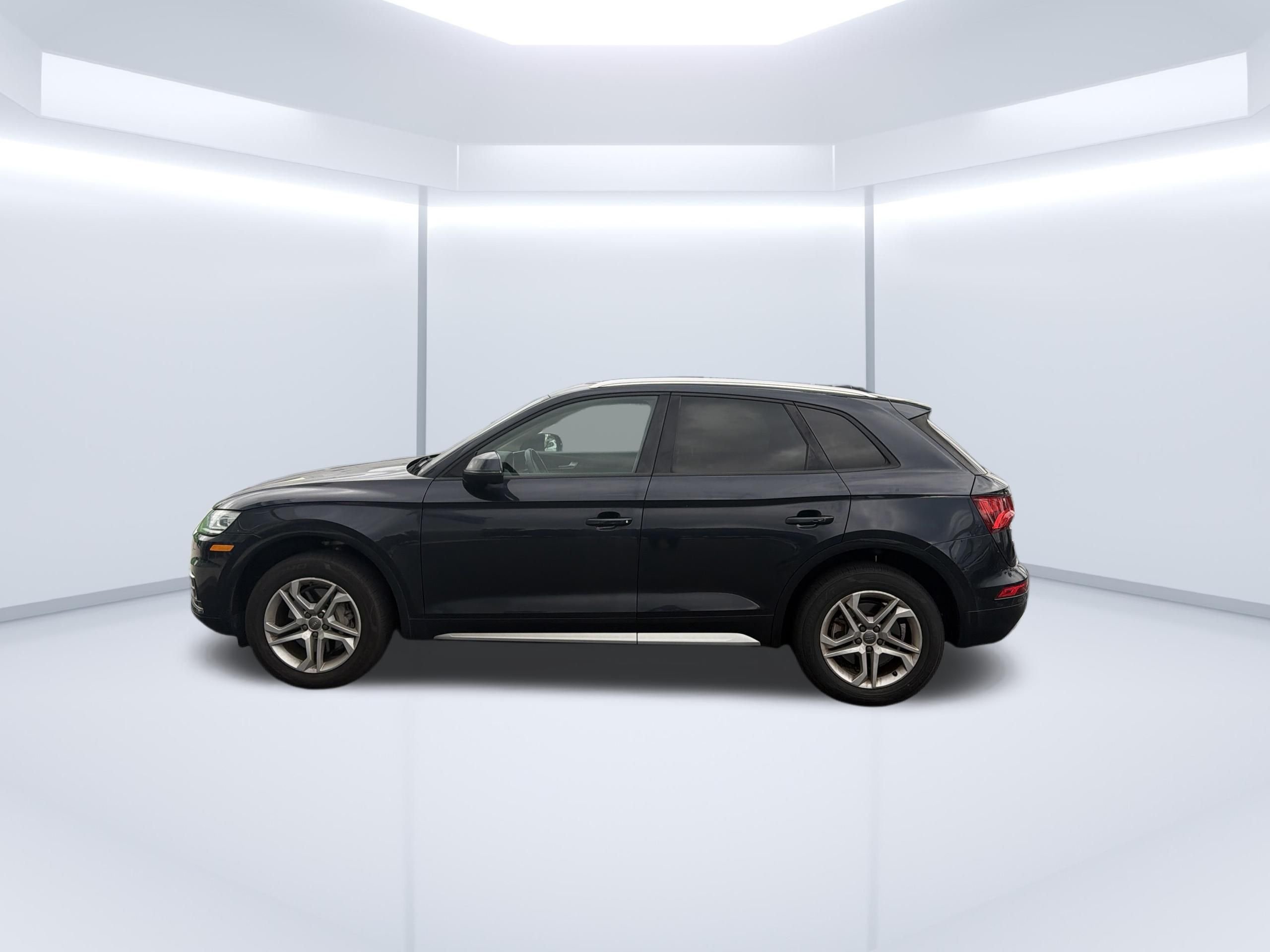 Used 2018 Black Audi 2.0T image 8