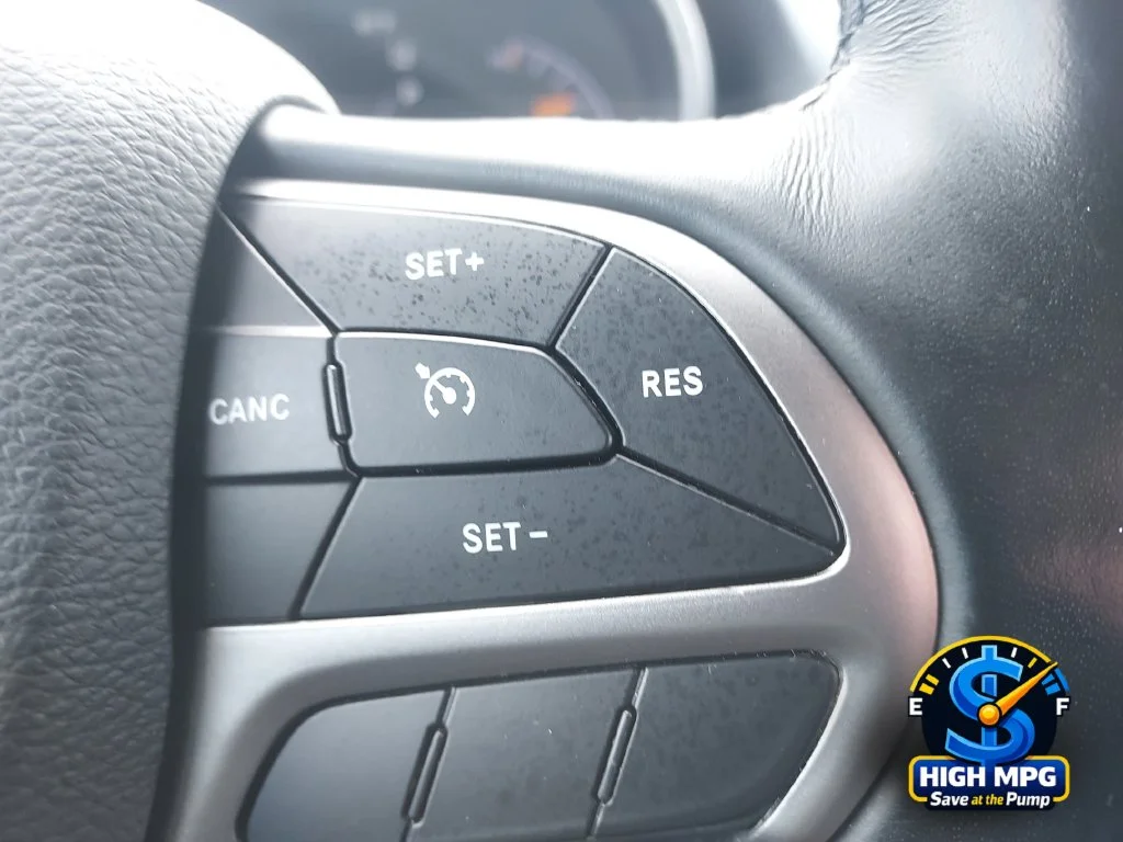 Used 2020 Gray Jeep Altitude image 23