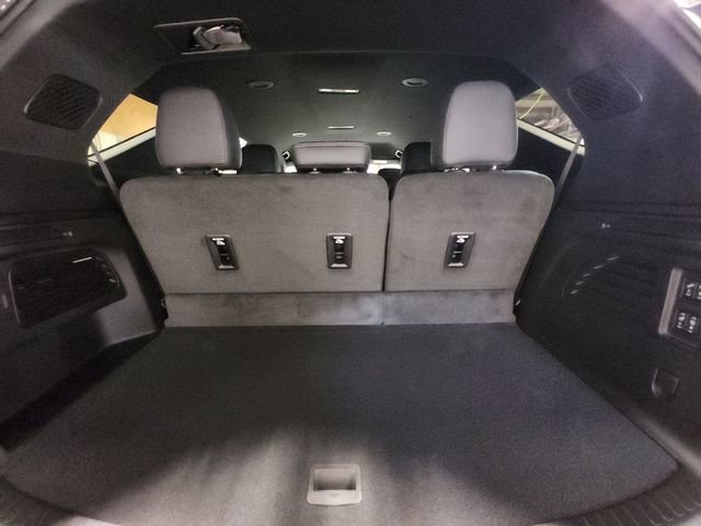 2026 Chevrolet Traverse High Country - Photo 16